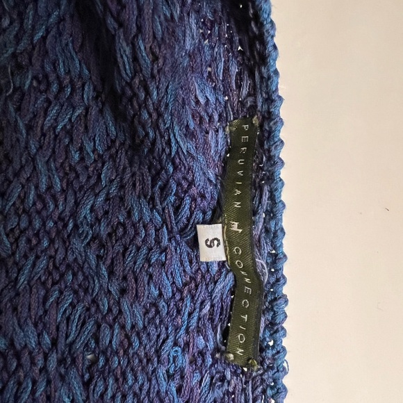 Peruvian Connection sweater - Picture 3 of 3